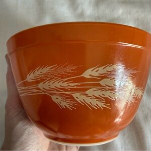 Autumn Harvest Wheat Orange Vintage Pyrex #401 750 ml Nesting Mixing Bowl